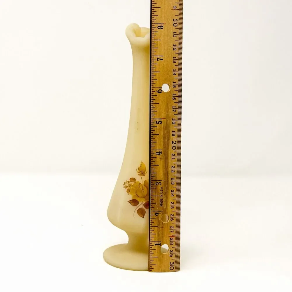 Fenton vintage custard